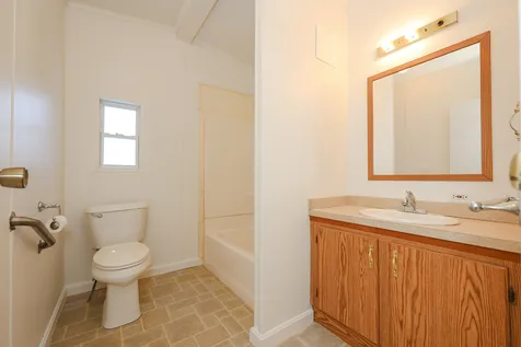 3 Robyn Court Litchfield NH 03052