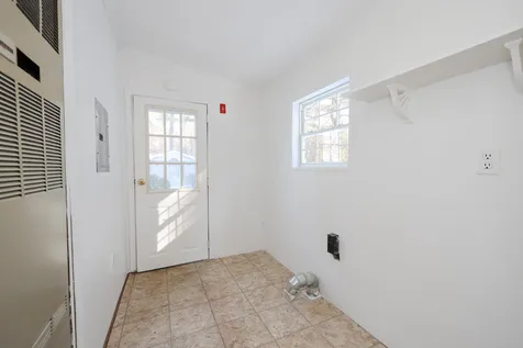 3 Robyn Court Litchfield NH 03052