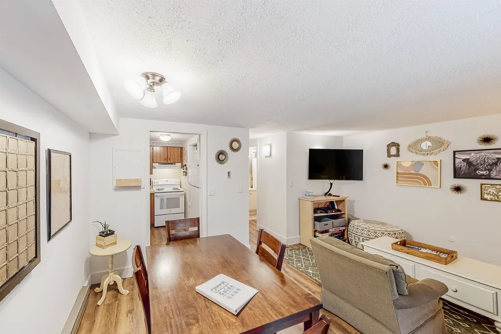26 Stratton West Road Winhall VT 05340