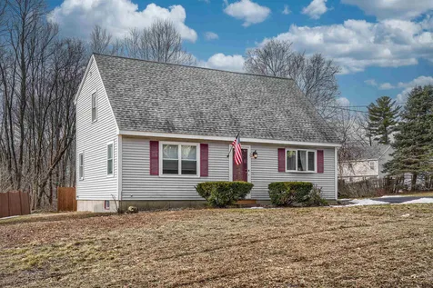 35 Kennedy Avenue Manchester NH 03103