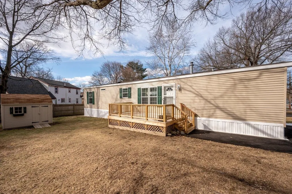 41 Hayes Park Exeter NH 03833