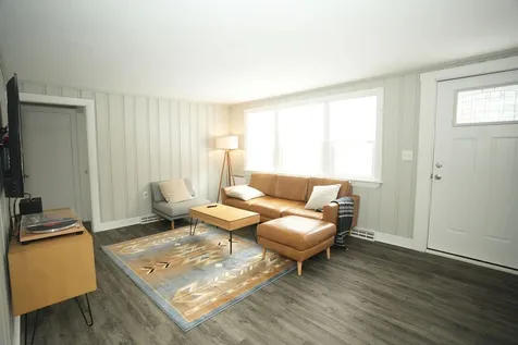 207 River Road New Boston NH 03070