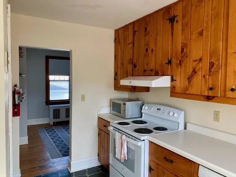 65 Caroline Street Burlington VT 05401