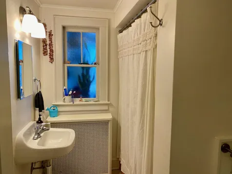 65 Caroline Street Burlington VT 05401