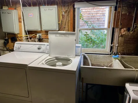 65 Caroline Street Burlington VT 05401