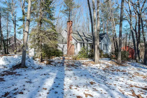 50 Pine Street Rollinsford NH 03869