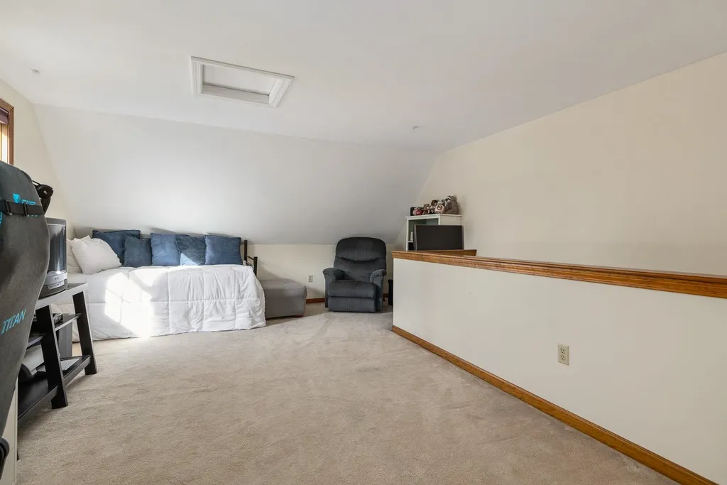 9 Montrose Drive Stratham NH 03885