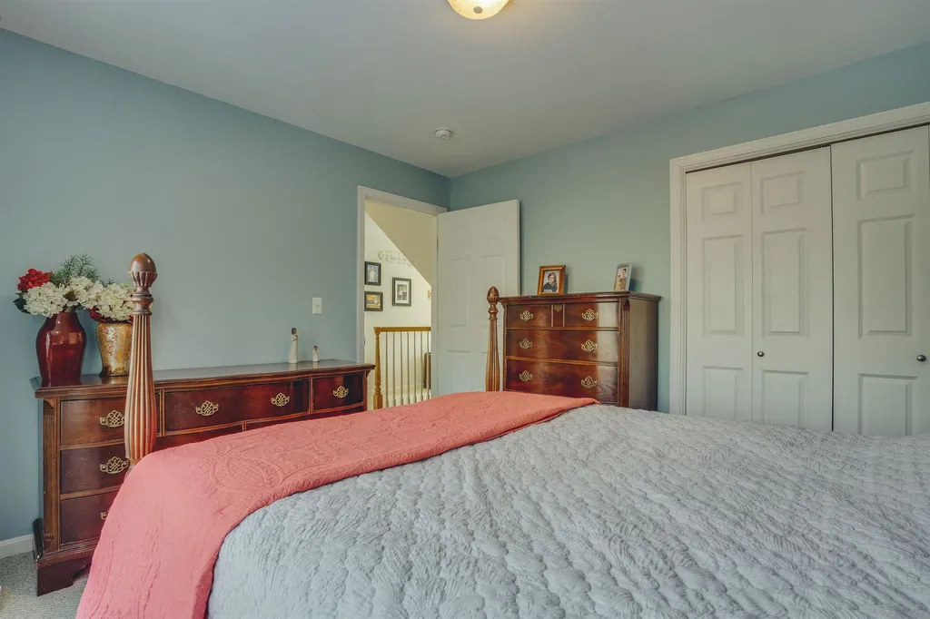 14 Shannon Drive Nottingham NH 03290