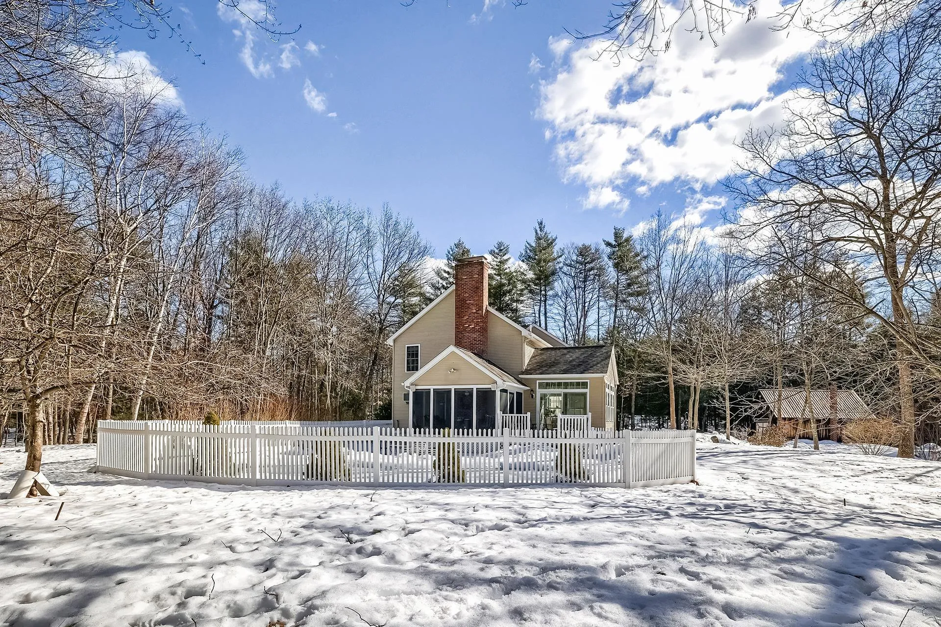 5 Arnold Drive Bow NH 03304