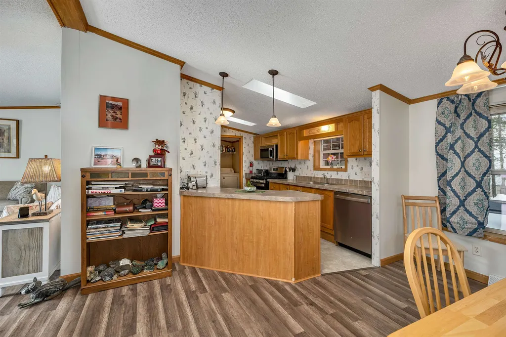 619 North Ashland Road Ashland NH 02317