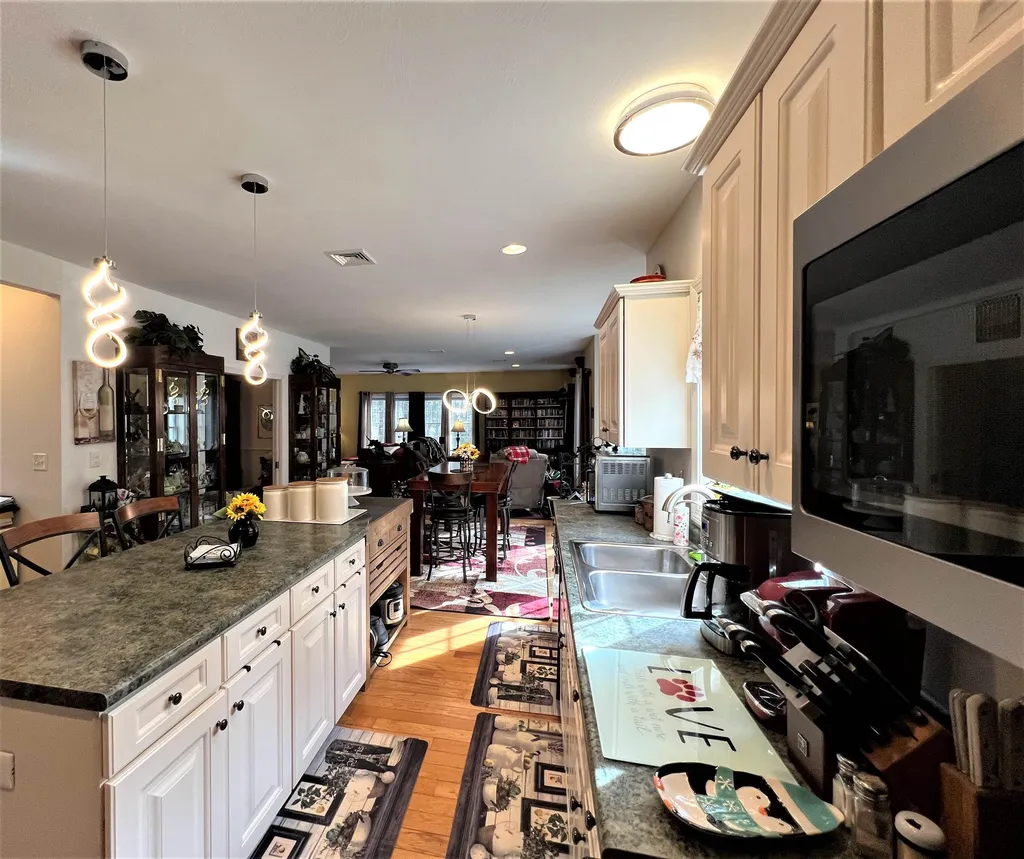 46 Tuck Drive Fremont NH 03044