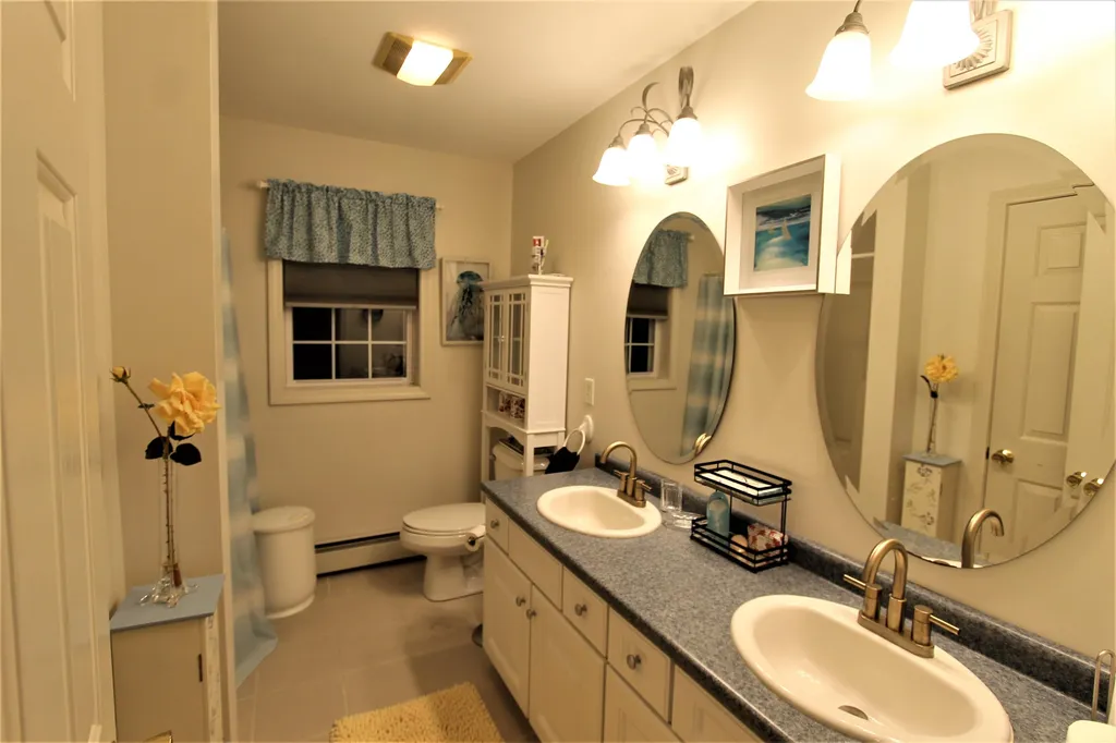 46 Tuck Drive Fremont NH 03044