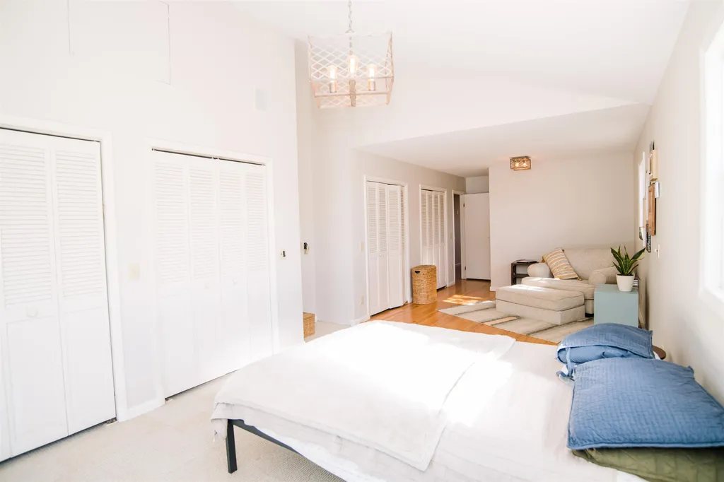 384 South Street South Hero VT 05486
