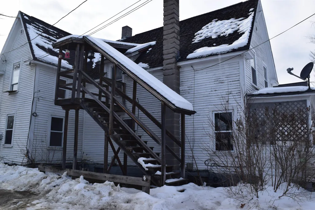 116 & 118 Washington Street Littleton NH 03561