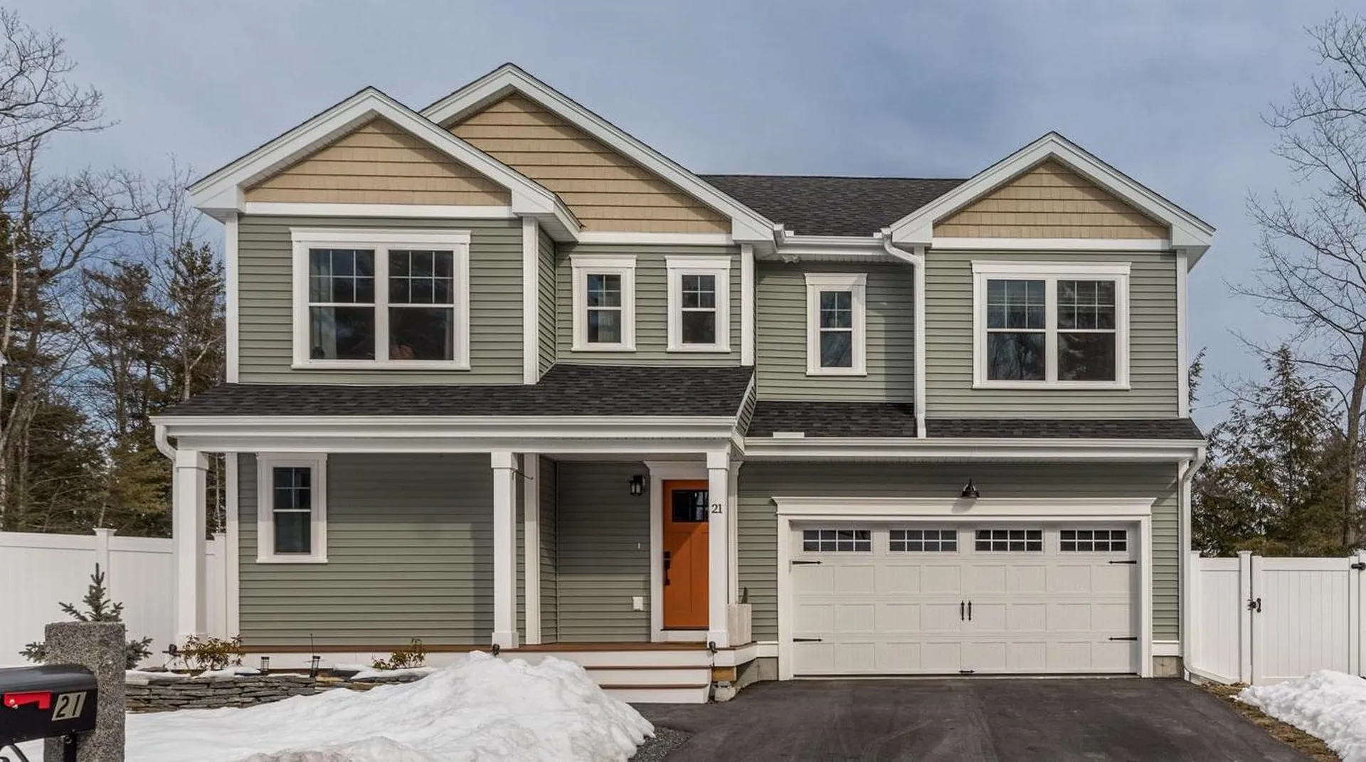 21 Constitution Way Rochester NH 03867