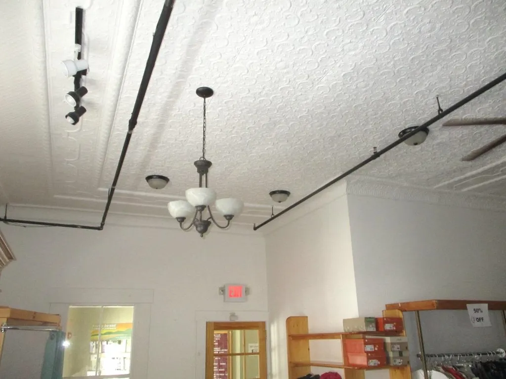 4 South Main Street Hardwick VT 05843