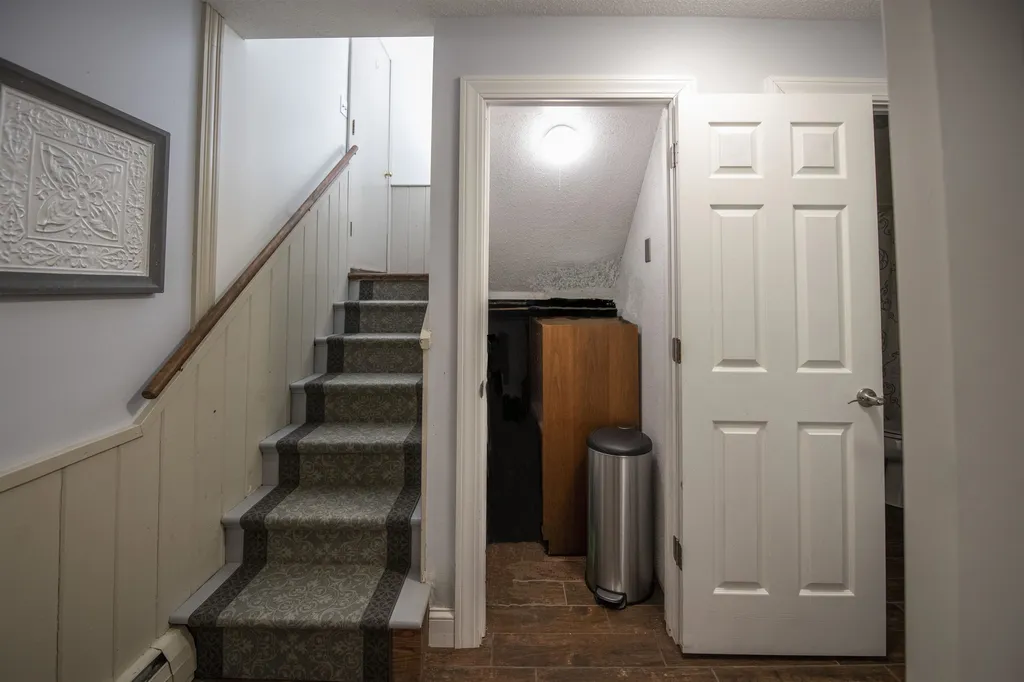 253 Old Quechee Road Hartford VT 05059