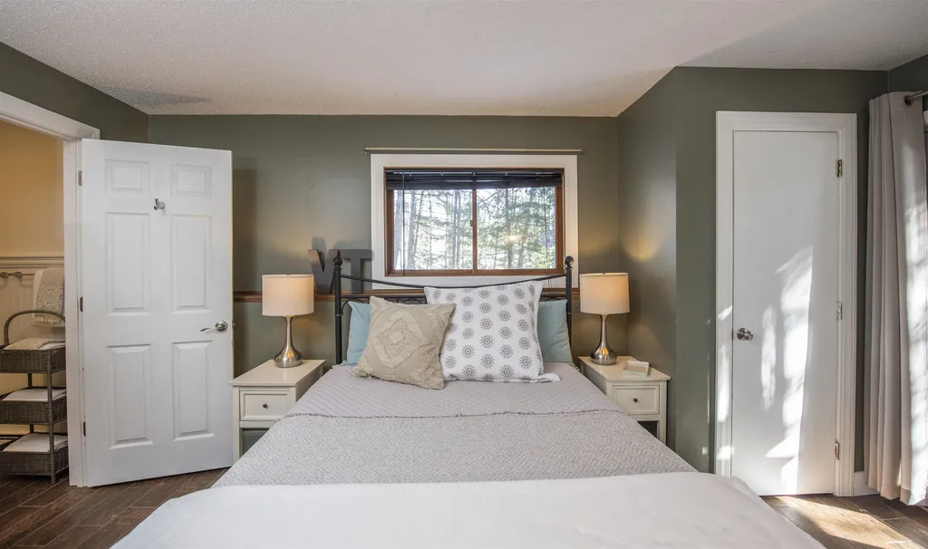 253 Old Quechee Road Hartford VT 05059