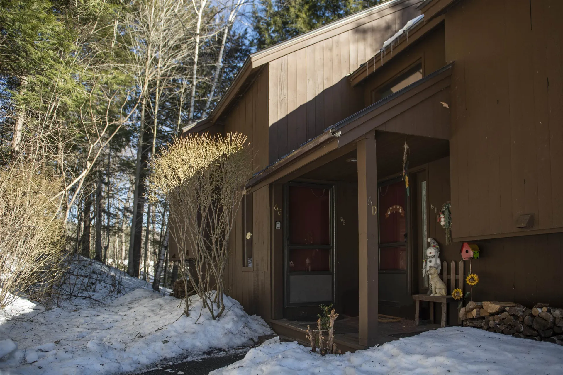 253 Old Quechee Road Hartford VT 05059