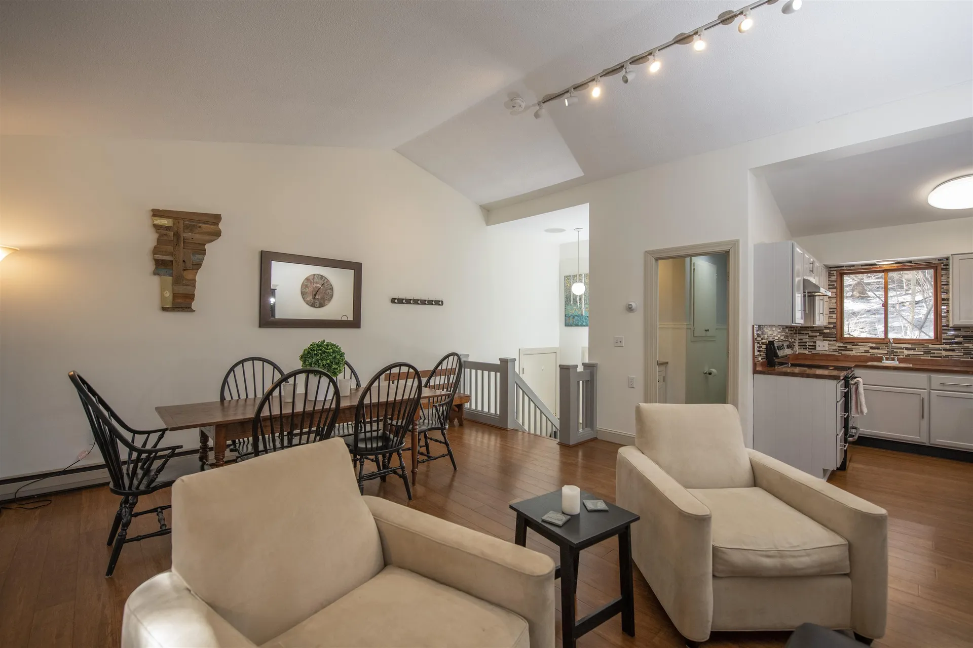 253 Old Quechee Road Hartford VT 05059