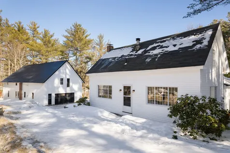 16 Shindagan Road Wilmot NH 03287