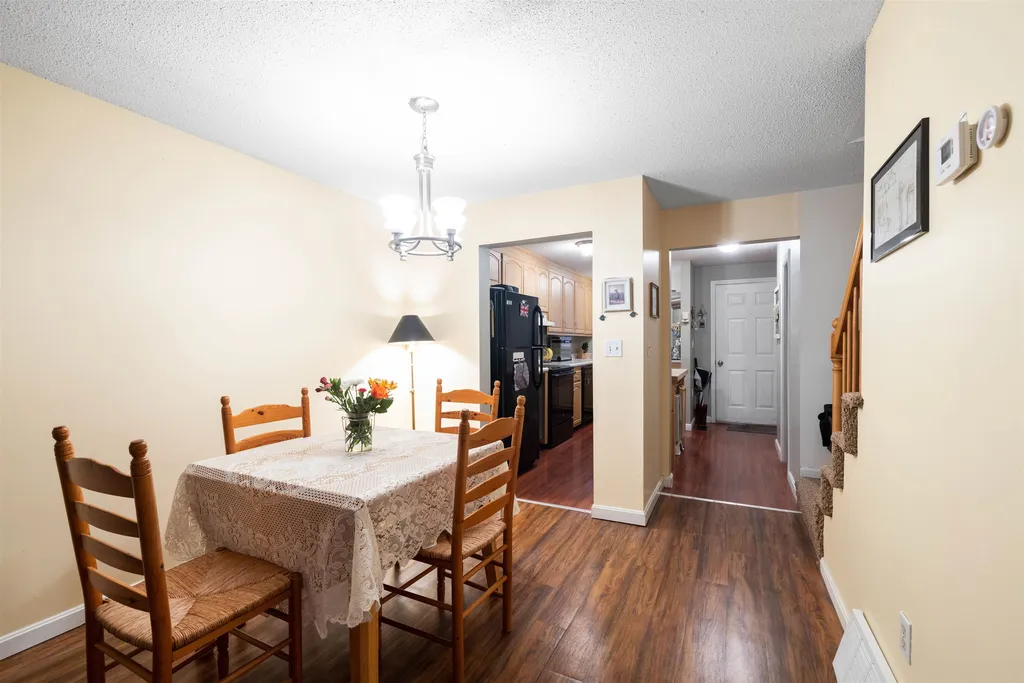 727 Fox Hollow Drive Hudson NH 03051
