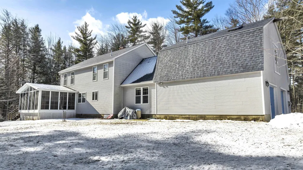14 Hearthside Drive Barrington NH 03825
