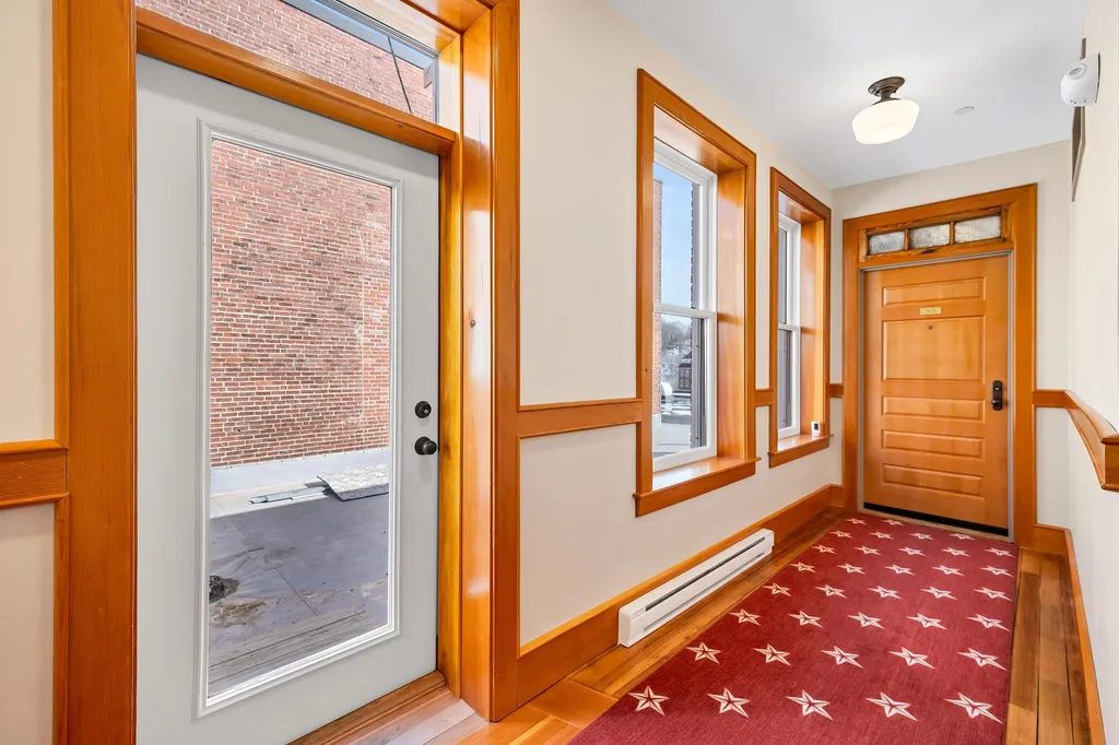 609 Main Street Laconia NH 03246