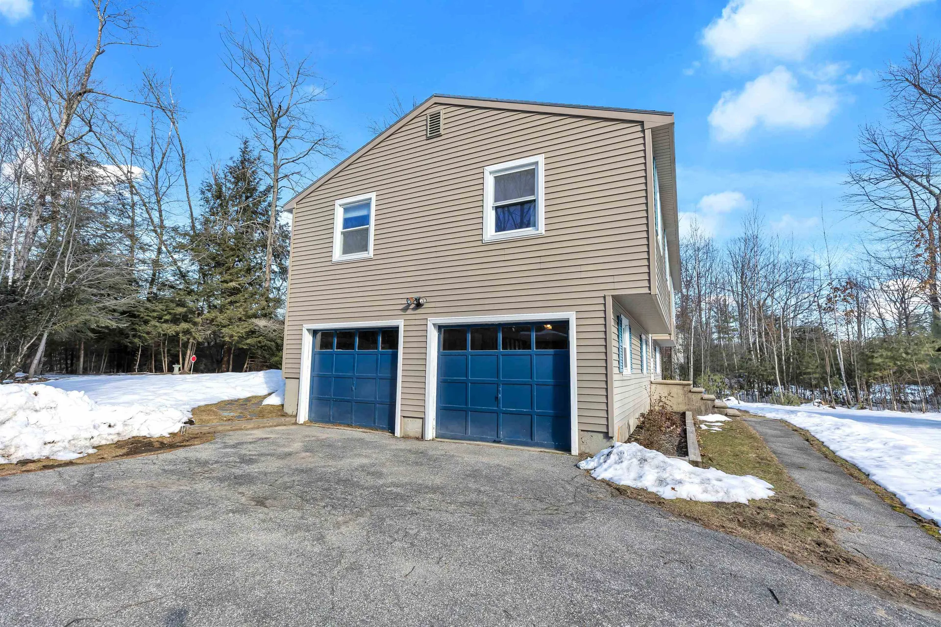 17 Northgate Drive Bedford NH 03110