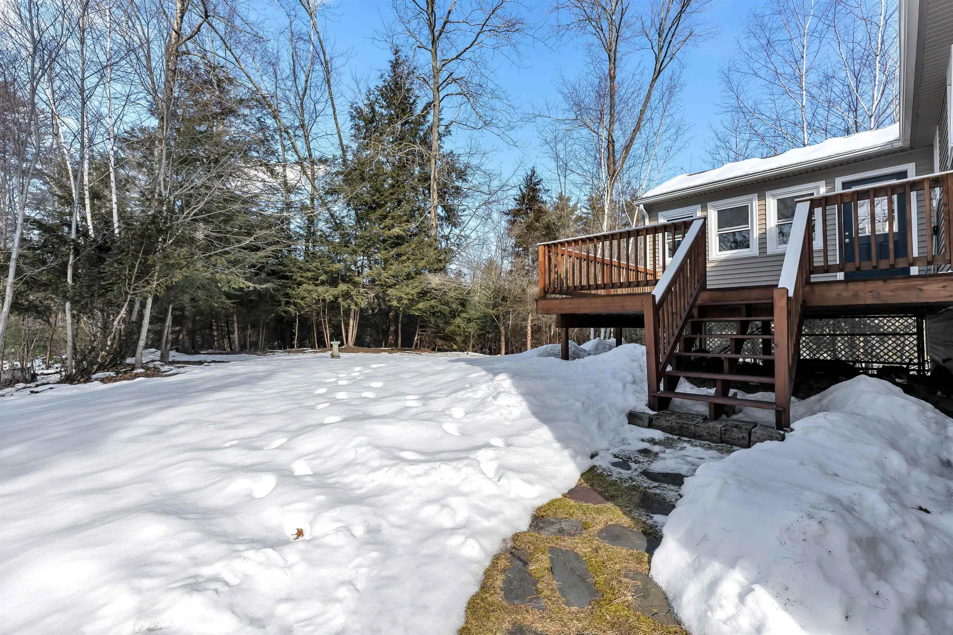 17 Northgate Drive Bedford NH 03110