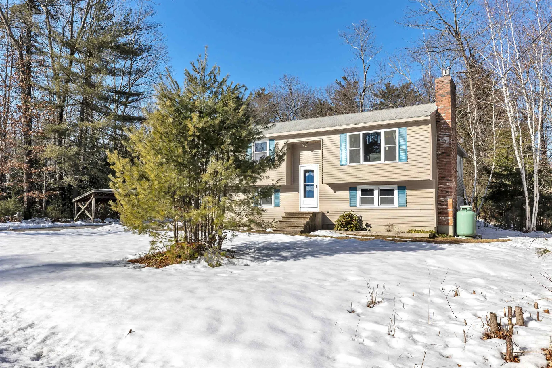 17 Northgate Drive Bedford NH 03110