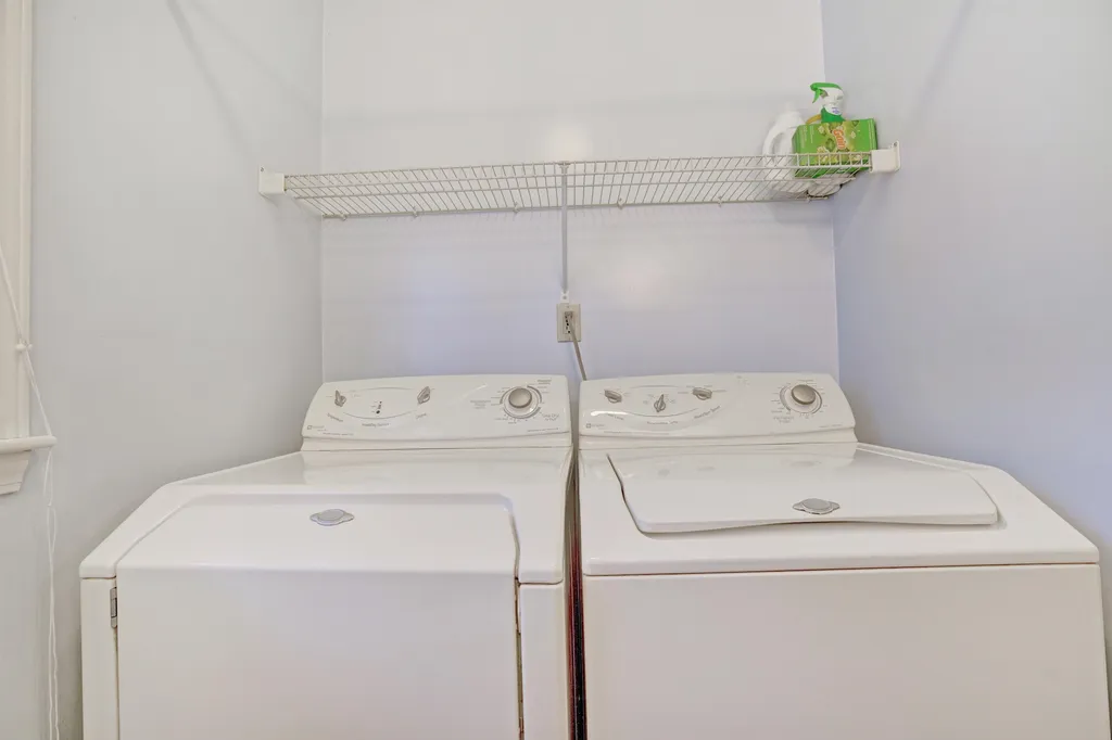 19 Lisbon Lane Nashua NH 03060
