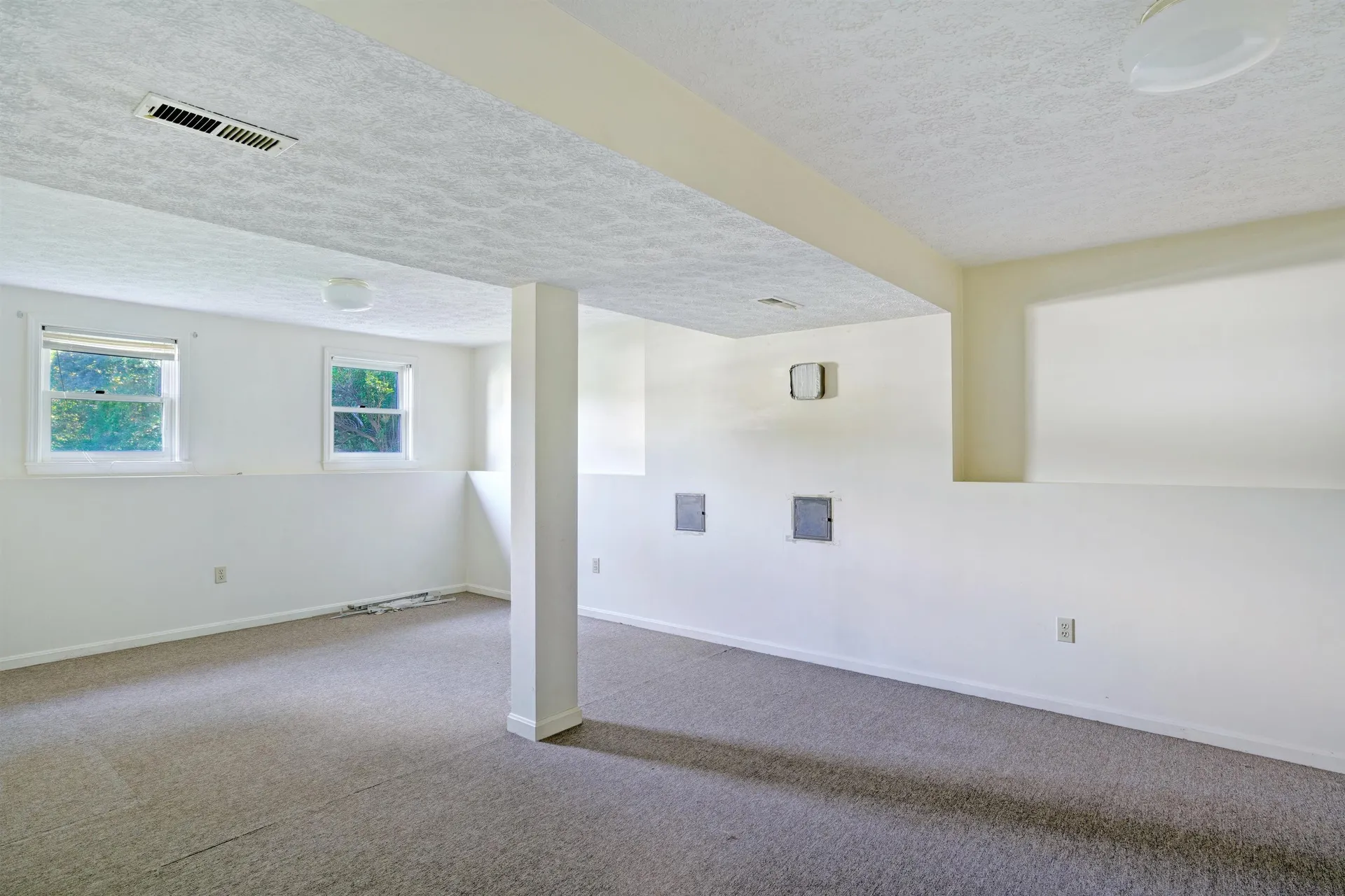 19 Lisbon Lane Nashua NH 03060
