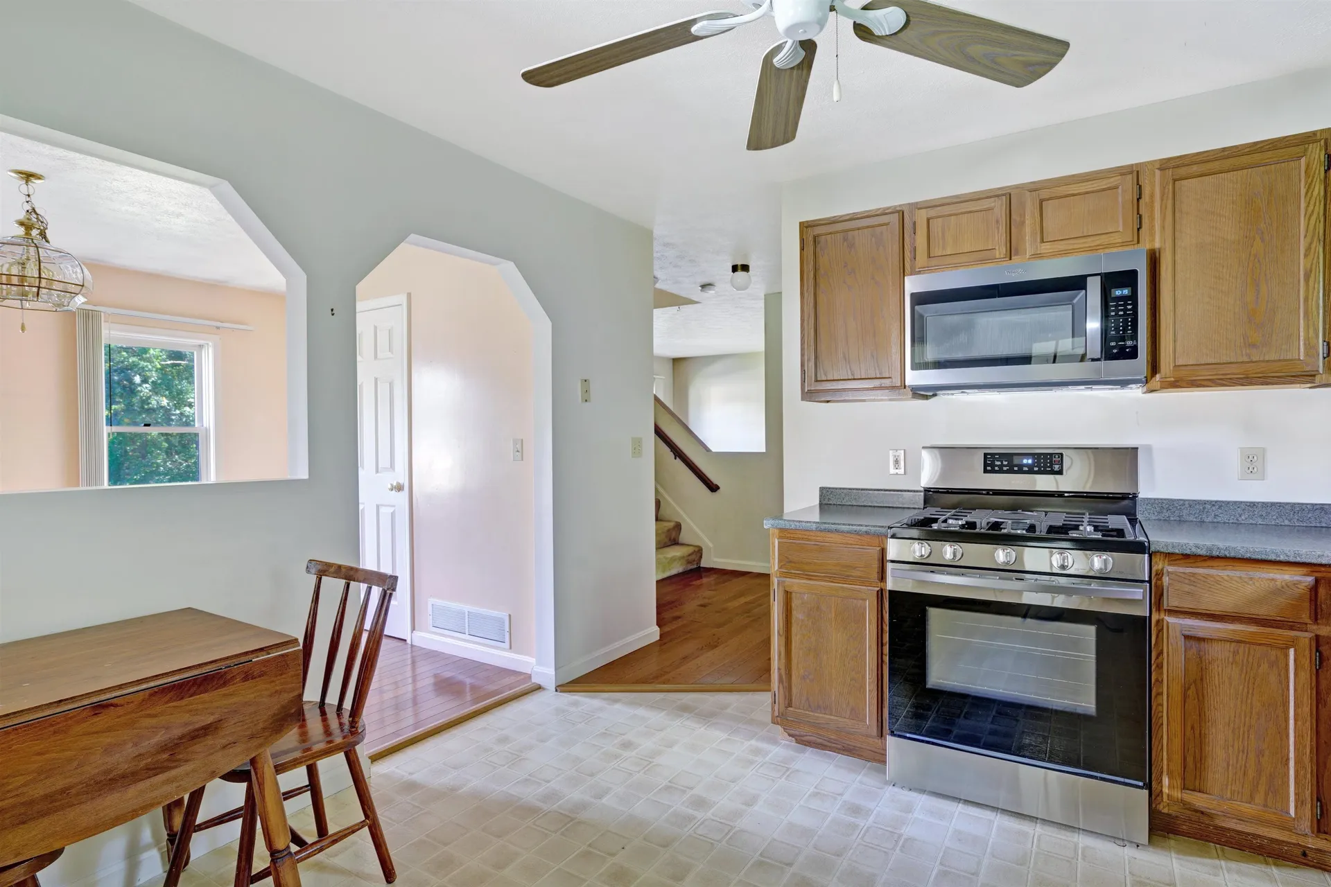 19 Lisbon Lane Nashua NH 03060