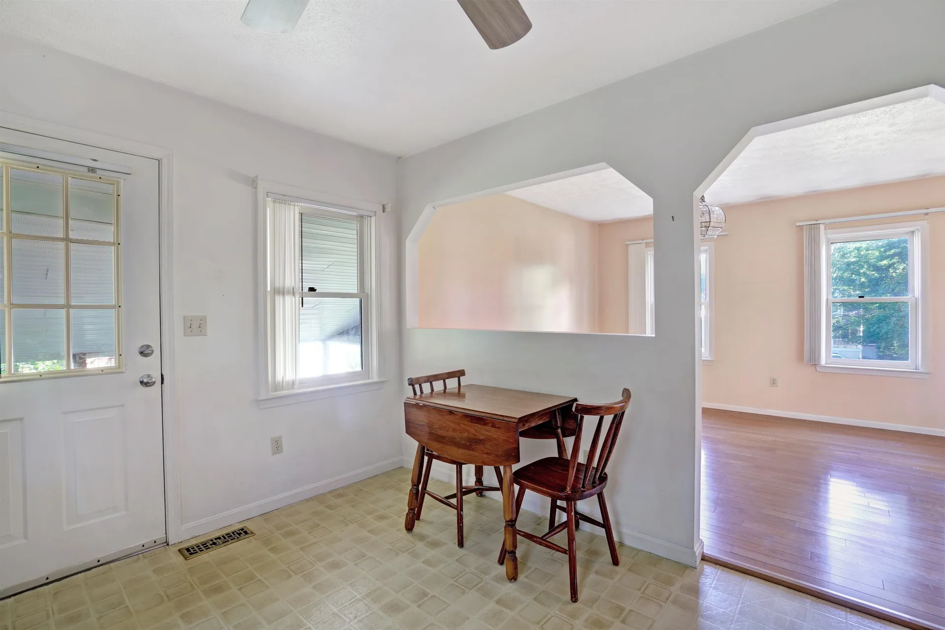19 Lisbon Lane Nashua NH 03060