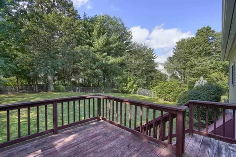 19 Lisbon Lane Nashua NH 03060