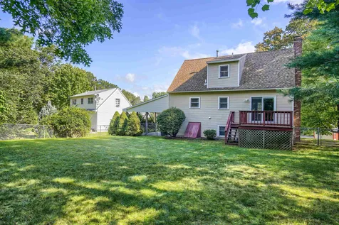19 Lisbon Lane Nashua NH 03060