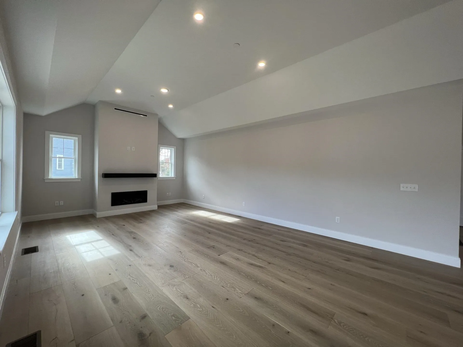 153 Sage Lane Portsmouth NH 03801