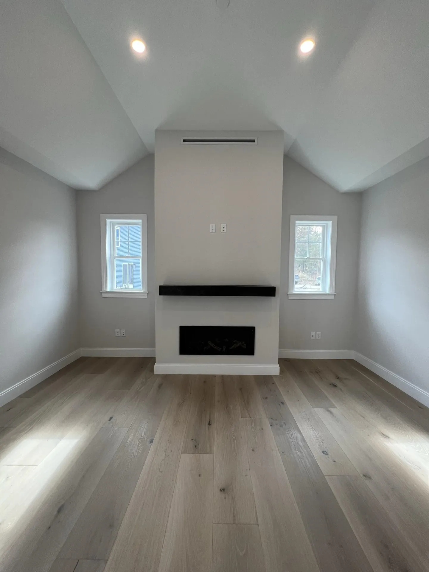 153 Sage Lane Portsmouth NH 03801