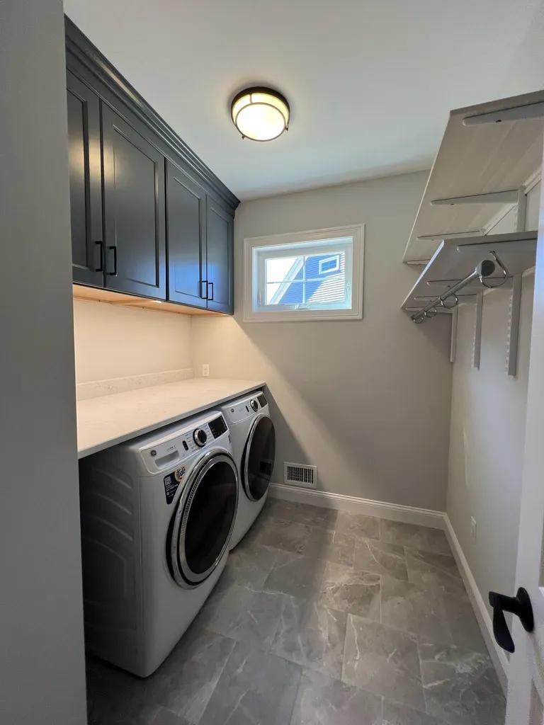 185 Sage Lane Portsmouth NH 03801