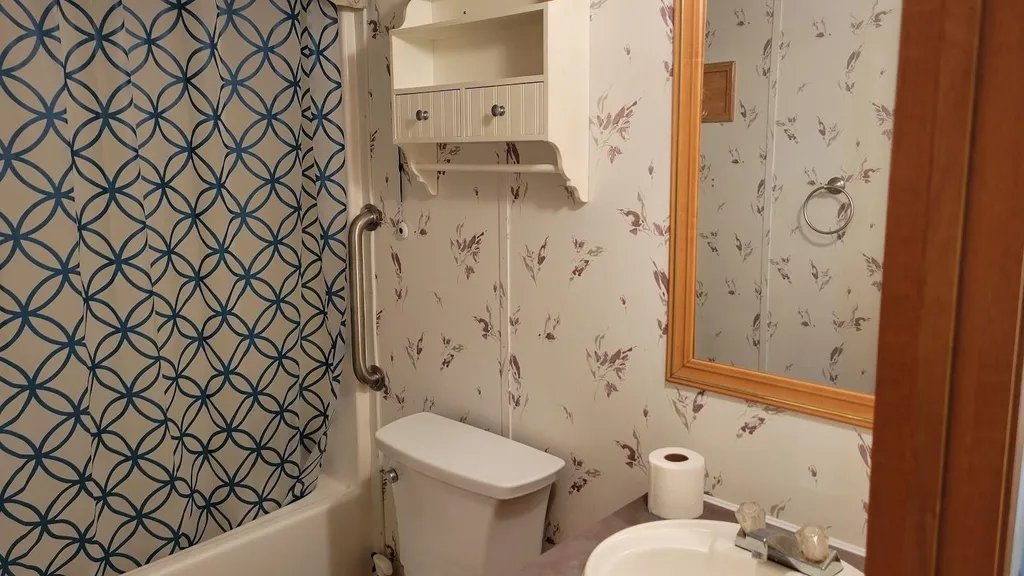 107 Kings Highway Middleton NH 03887