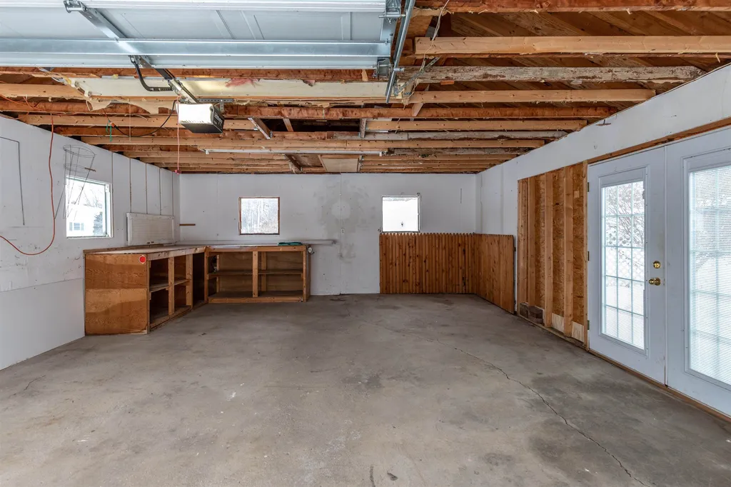 1999 North Avenue Burlington VT 05408