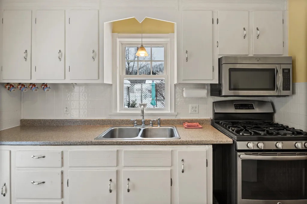 1999 North Avenue Burlington VT 05408