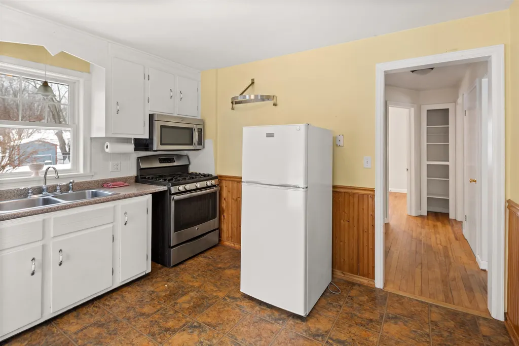 1999 North Avenue Burlington VT 05408