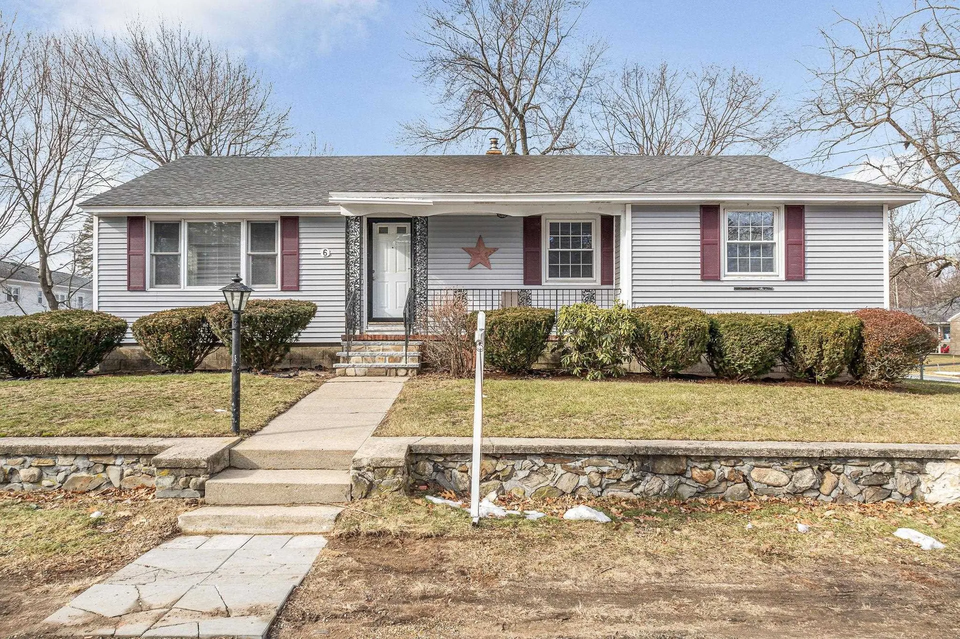 6 Messer Avenue Salem NH 03079