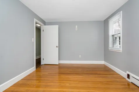 6 Messer Avenue Salem NH 03079