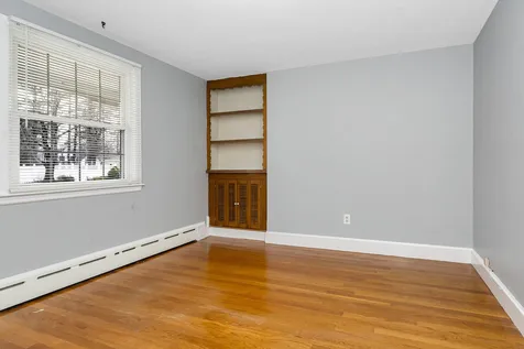 6 Messer Avenue Salem NH 03079