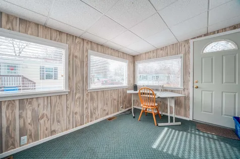 32 Lindenshire Avenue Exeter NH 03833