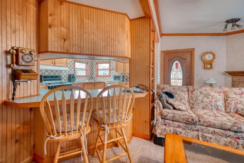 32 Lindenshire Avenue Exeter NH 03833