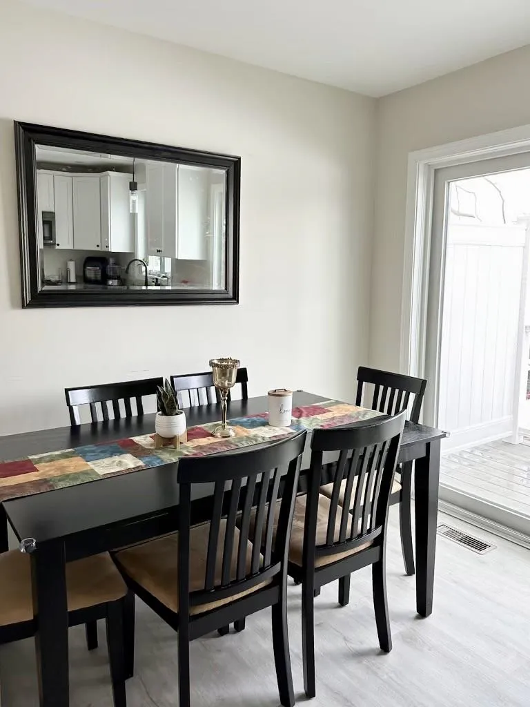 10 Sapphire Lane Nashua NH 03060